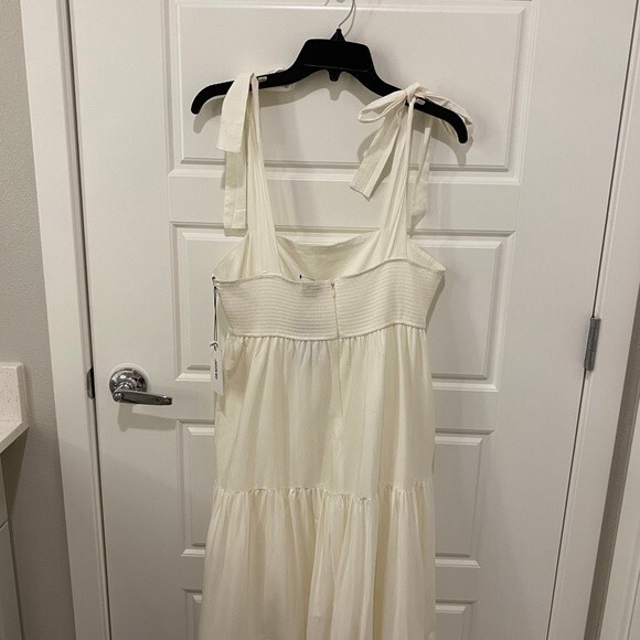 Jason Wu Women's Tiered Cotton Eyelet Sleeveless Maxi Dress. Ivory. Large. Cute - Picture 9 of 13